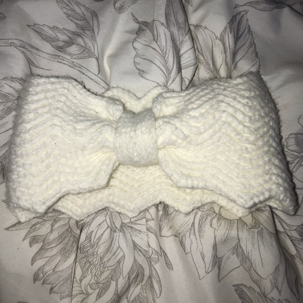 knitted headband